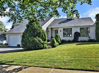 1438 Dayspring Dr, Allentown, PA 18106