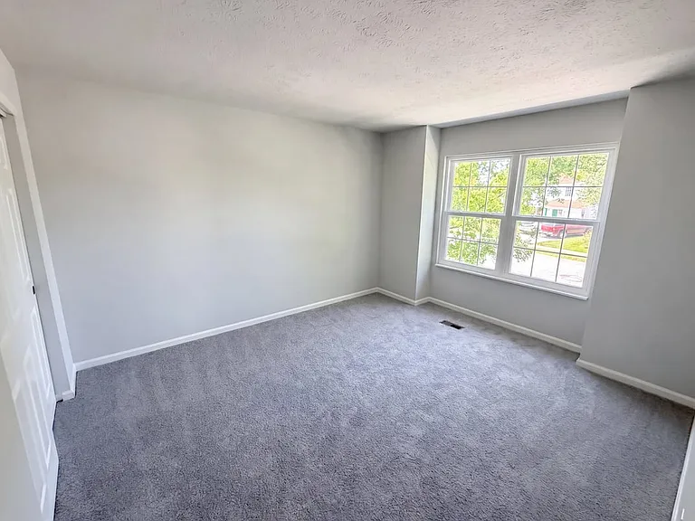 7642 Eagle Valley Pass — Photo 10
