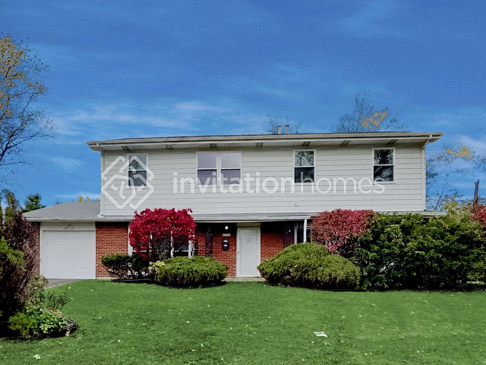 1st image of 470 Westview St