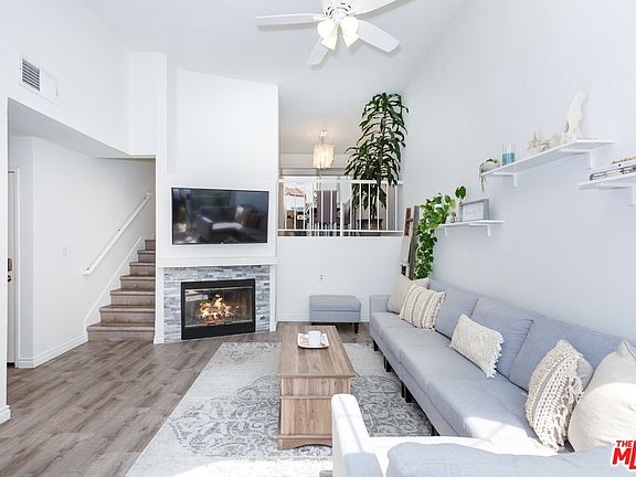 2nd image of 5455 Sylmar Ave APT 1404