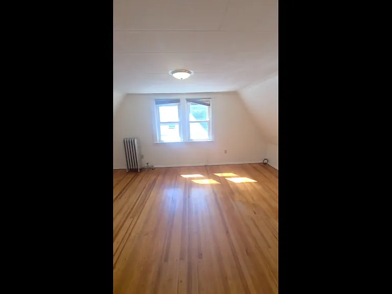 842 Union St #3 — Photo 4