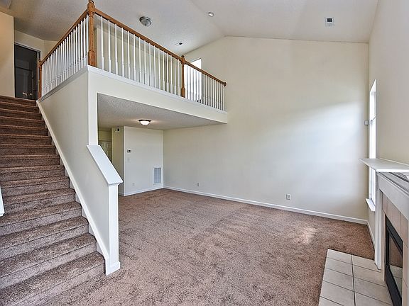 5th image of 429 Glencroft Dr
