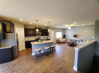 7927 Maxine Dr Suite A, Lincoln, NE 68516