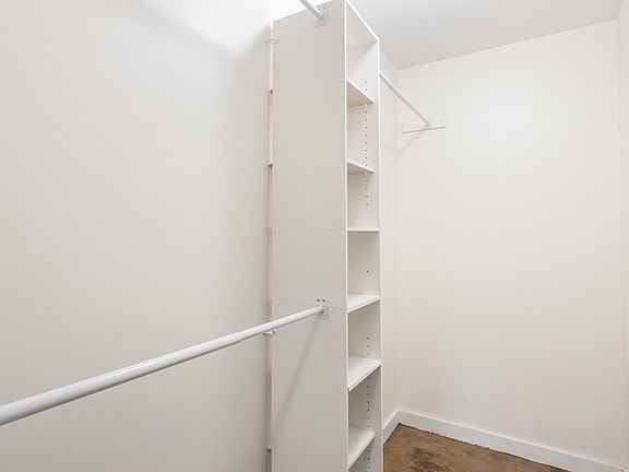 5th image of 1241 Hubbard St #101