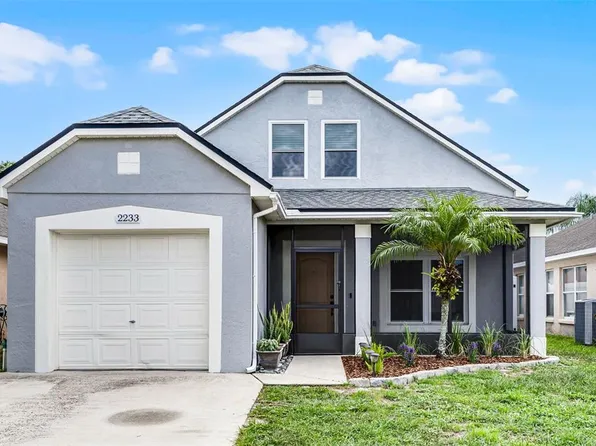2233 Woods Edge Cir, Orlando, FL 32817