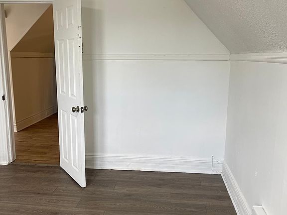 4th image of 26 Ella St APT 3
