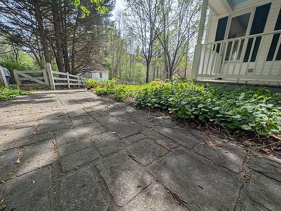 4th image of 448 Pine Needles Ln