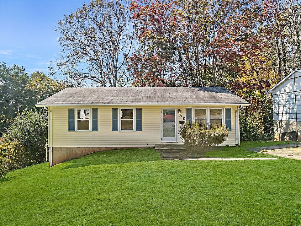1st image of 716 Forest St