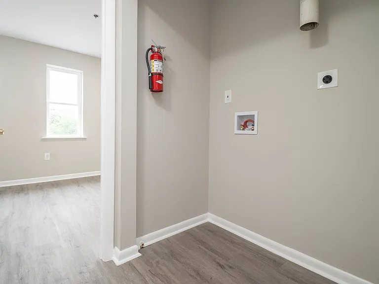 610 N Arlington Ave #A — Photo 8