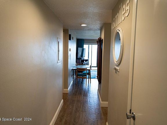 5th image of 2465 S Washington Ave #105