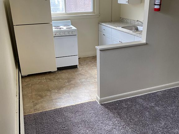 2nd image of 105 N Chester Pike #2D