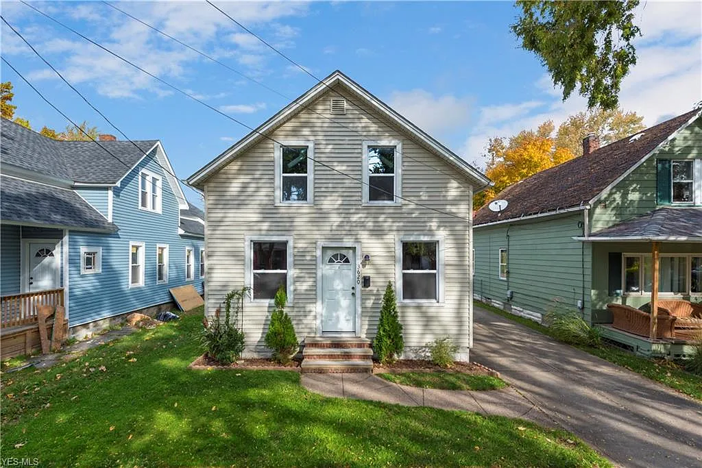 3620 Hyde Ave photo 1