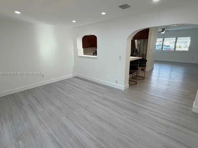 SW 96th Ave — Photo 22