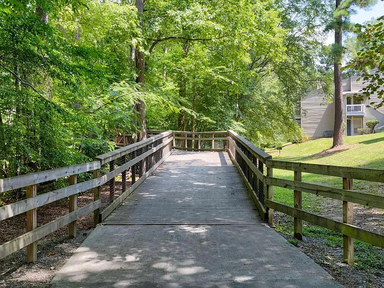 Bryn Athyn at Six Forks — Photo 26