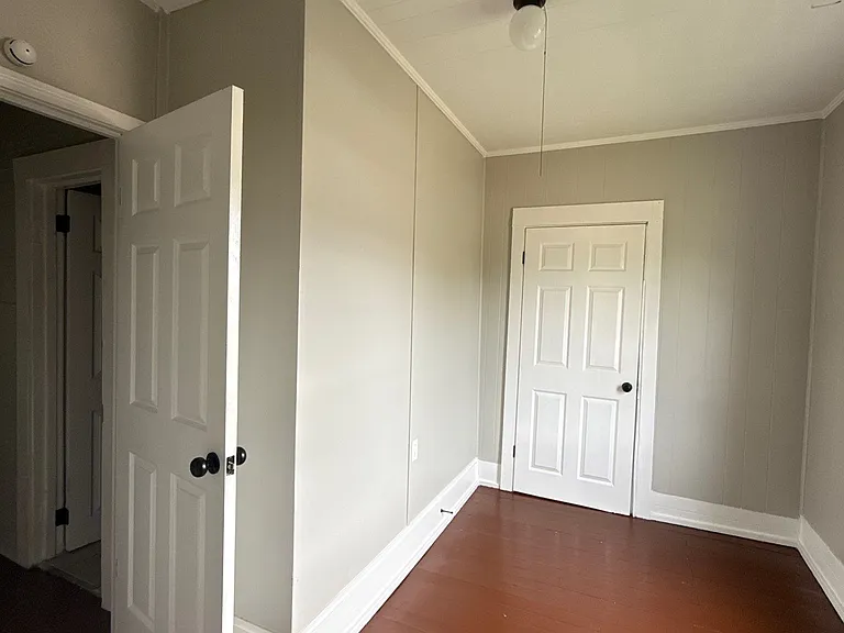 535 N College St — Photo 12