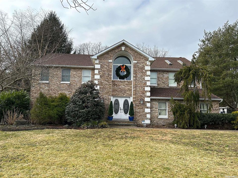1st image of 18 Neel Court