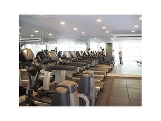Sold by Superior Realty Service | media 3