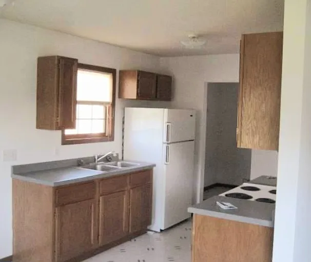 402 Timberlane Dr #1 — Photo 3