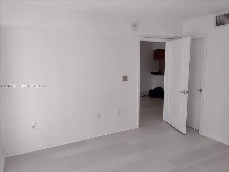 1200 Brickell Bay Dr #2005 — Photo 10