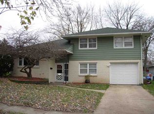 3817 Connecticut Dr, Rockford, IL