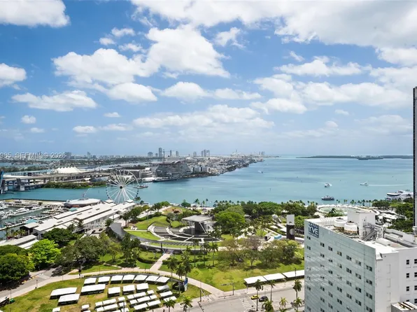 253 NE 2nd St APT 2503, Miami, FL 33132