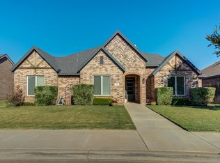 622 N 10th St, Wolfforth, TX 79382
