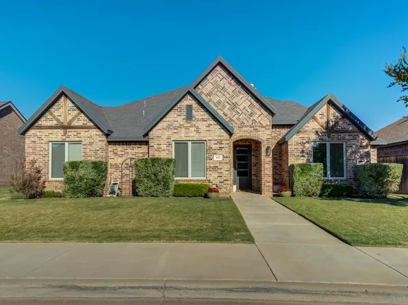 622 N 10th St, Wolfforth, TX 79382
