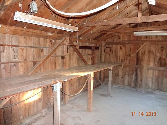4th image of 207 Santa Monica Blvd