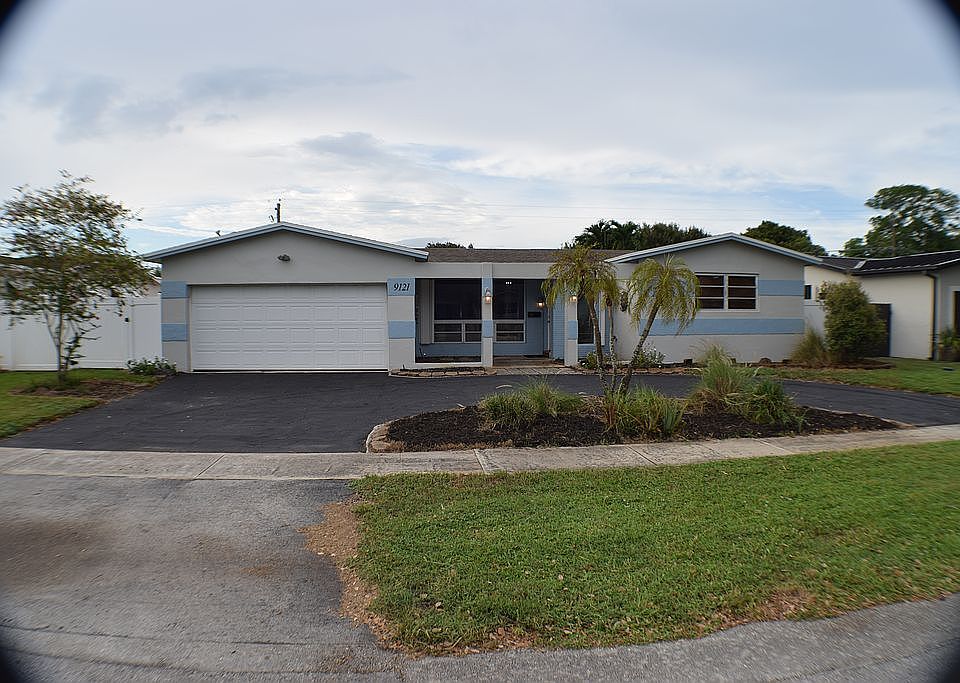 1st image of 9121 SW 54th Pl