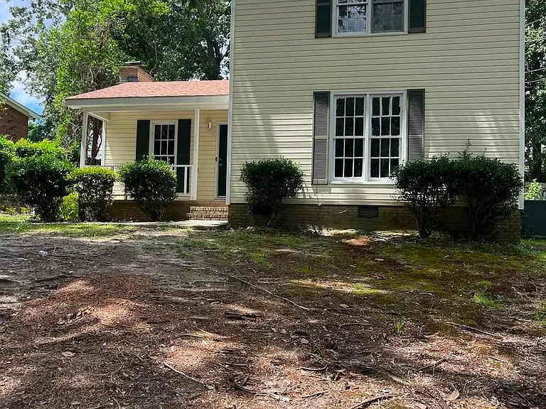 2317 Omega Dr — Photo 2