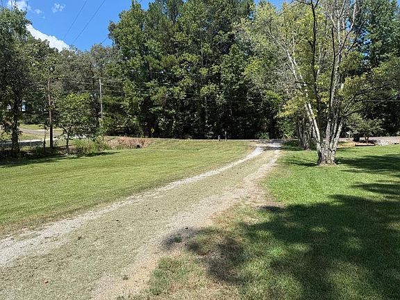 3rd image of 213 Road 1650