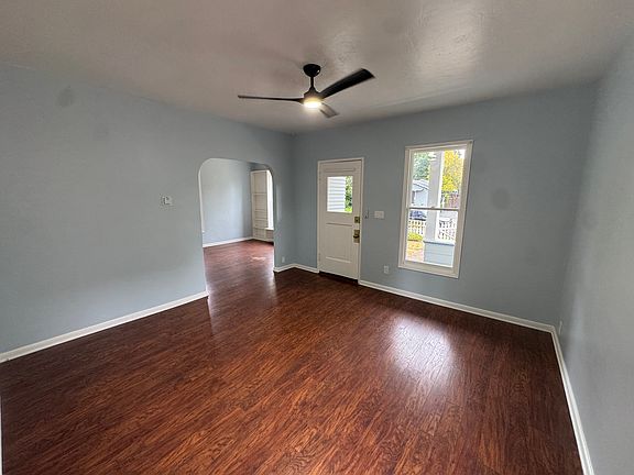 3rd image of 743 Beaver St