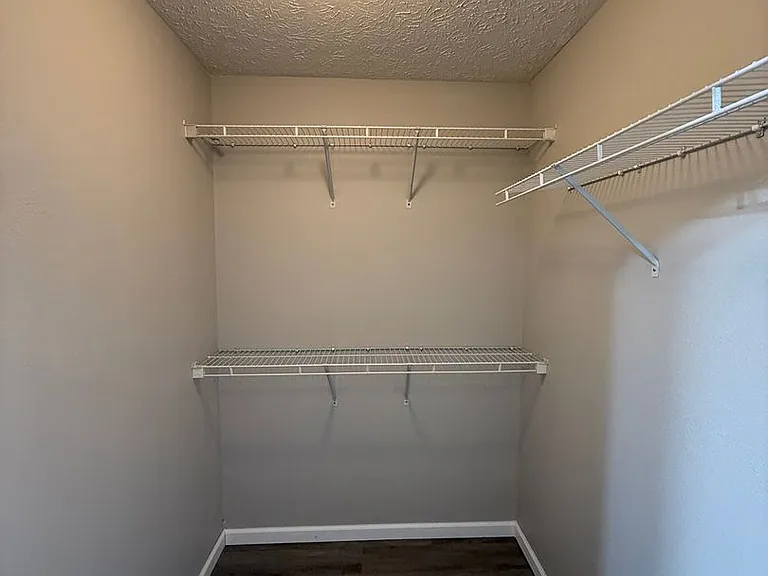 414 W Black Oak Rd — Photo 25