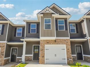 225 Ivey Ter, Temple, GA 30179