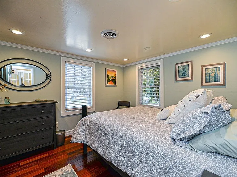 113 Wentworth Rd — Photo 22