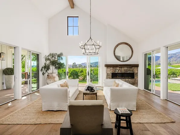 6476 Red Winery Road, Geyserville, CA 95441