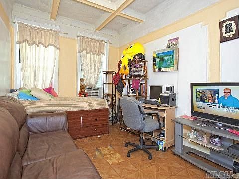 5th image of 5 Kiely Pl