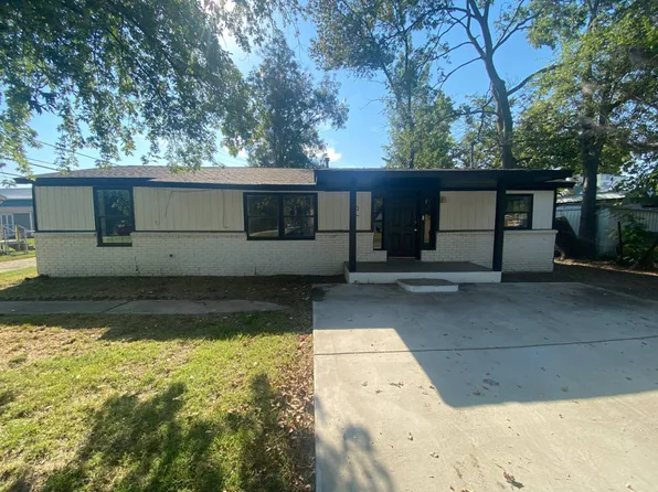 12 1st St NE, Inola, OK 74036