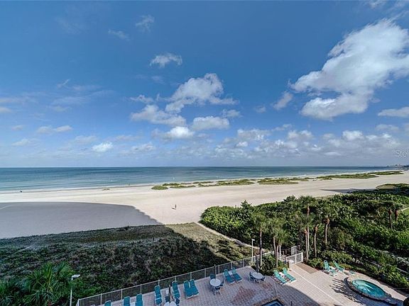 4th image of 1310 Gulf Blvd APT 5D