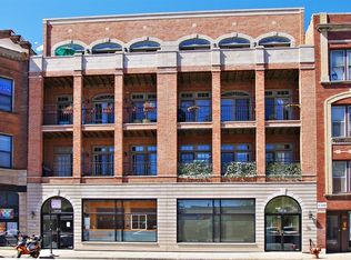 1414 W Irving Park Rd #4W, Chicago, IL 60613