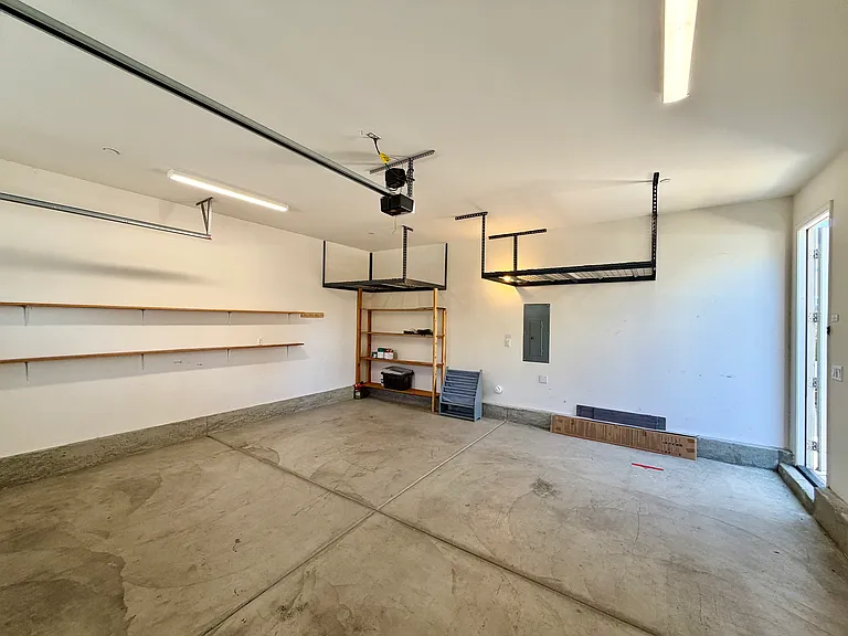 10519 Wilding Dr — Photo 21