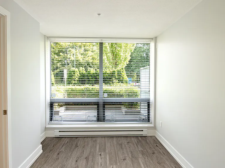 4798 Hazel St — Photo 31