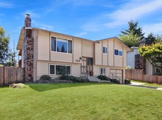 212 225th St SW, Bothell, WA 98021