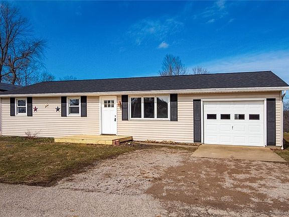 3rd image of 96 Summit St