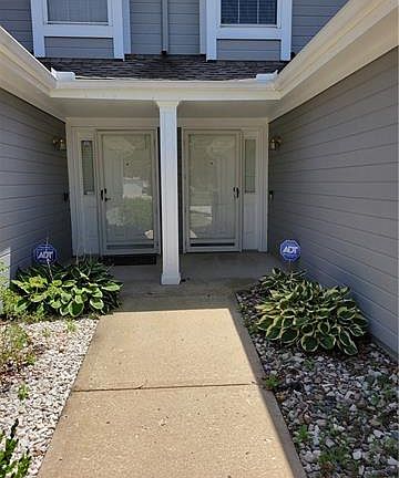 3rd image of 5685 NW Plantation Ln