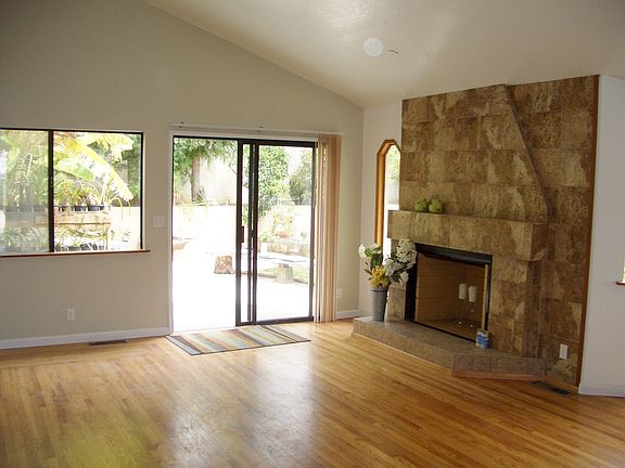 2nd image of 1055 Marvista Ave