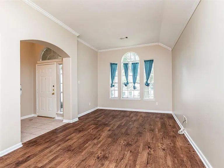 14707 Chapelbrook Ln — Photo 11