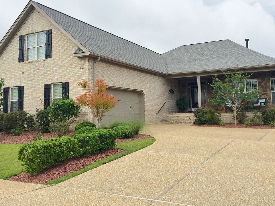 1st image of 2455 Belshaw Dr