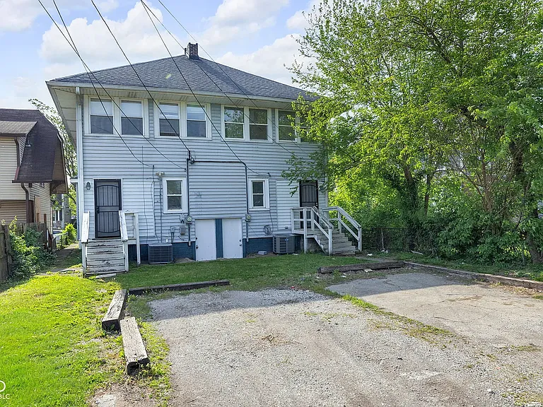 3019 Broadway St — Photo 25