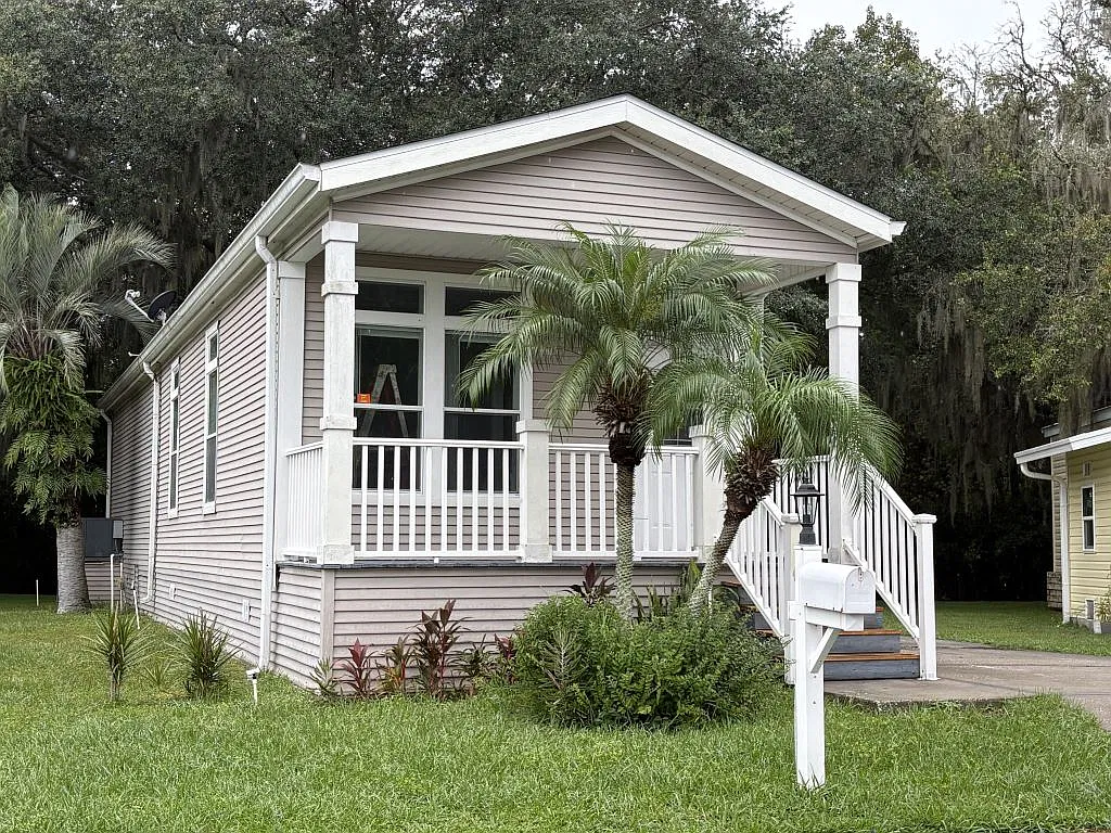 2 bed, 1.0 bath, 960 sqft, $1,349 — Photo 4